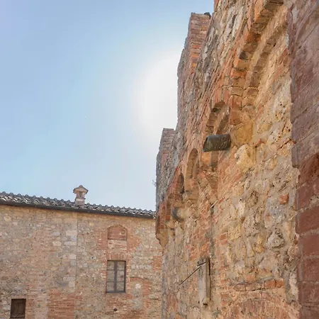 Farm stay Castel Pietraio *