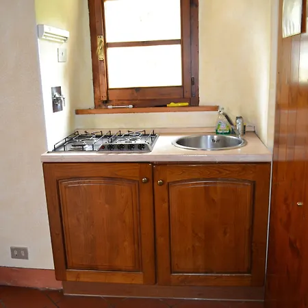 Castel Pietraio Wineresort 农家乐 *