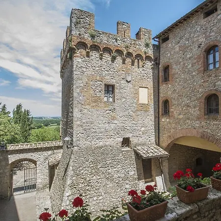Castel Pietraio Farm stay Monteriggioni