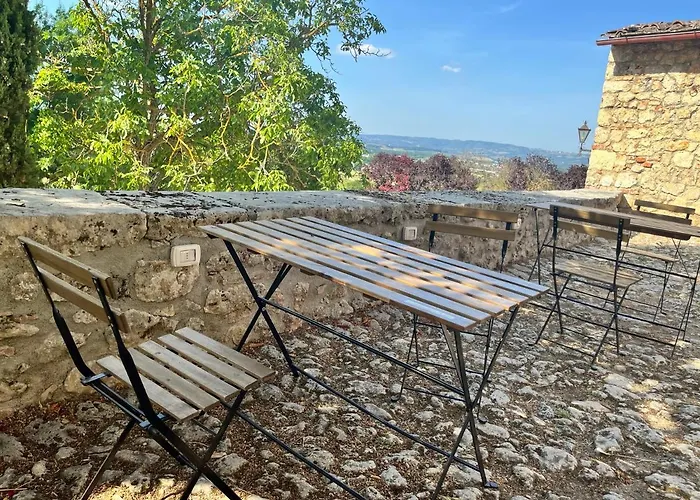 Vakantieboerderij Castel Pietraio Wineresort *