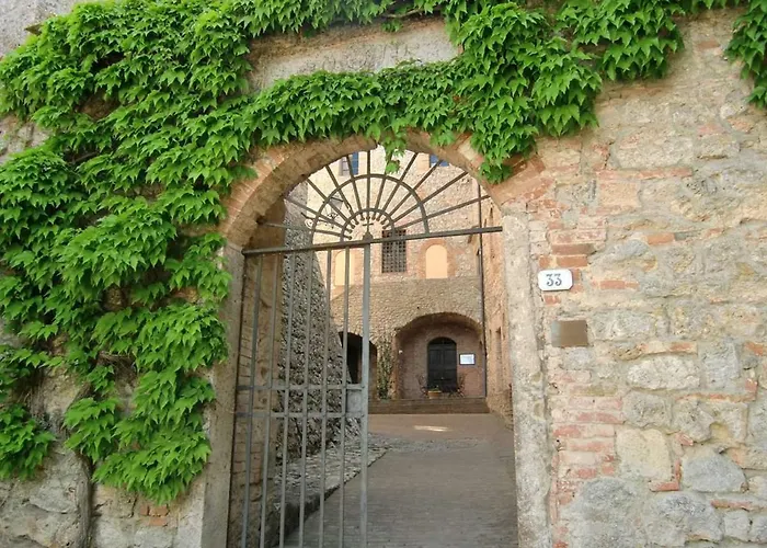 Vakantieboerderij Castel Pietraio Wineresort